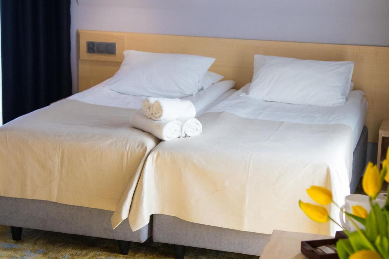Amber Port Hotel Darłówko Eksteriør billede